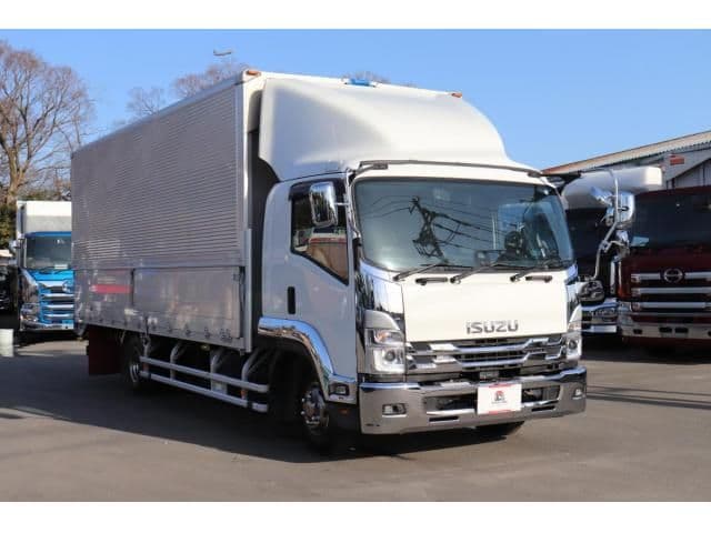 ISUZU
