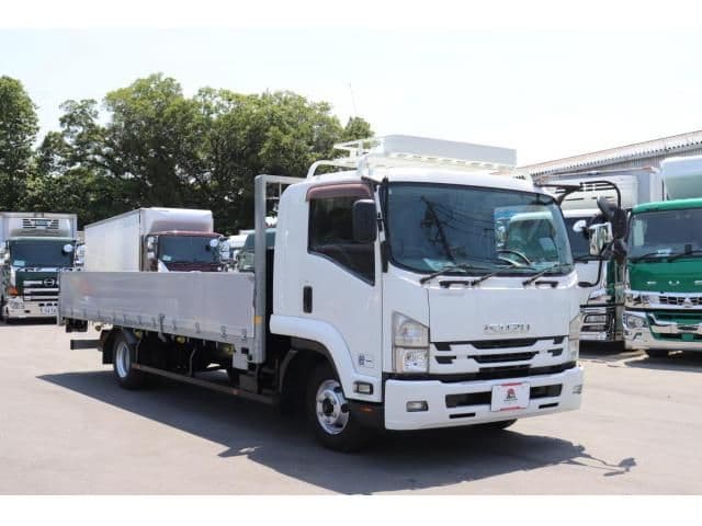 ISUZU