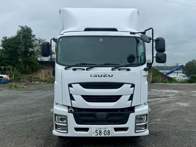 ISUZU