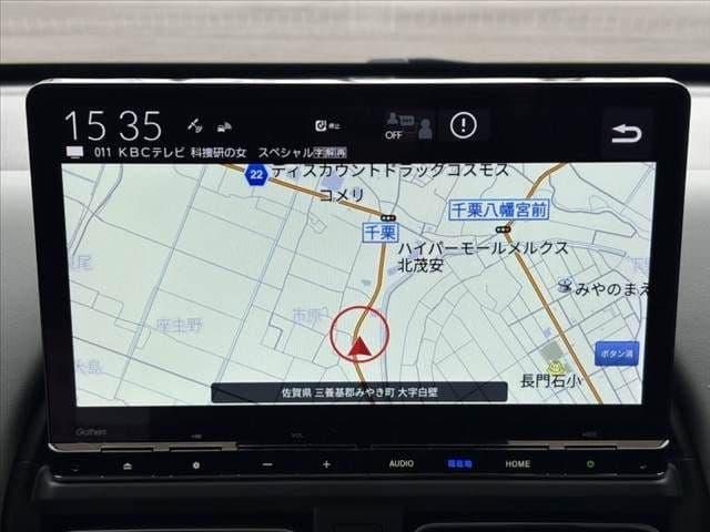 Car thumbnail 3