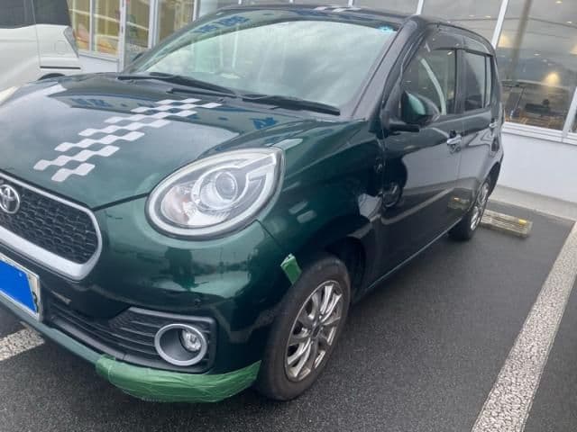 Car thumbnail 3