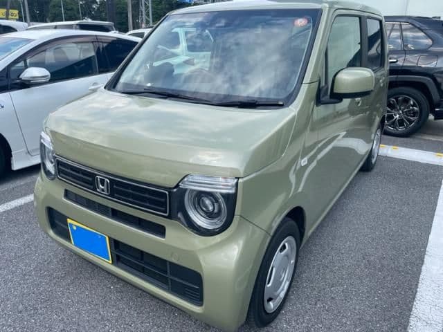 Car thumbnail 3