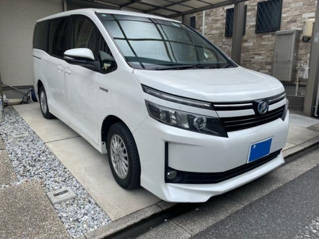 Car image 1