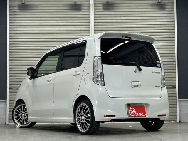 Car thumbnail 4