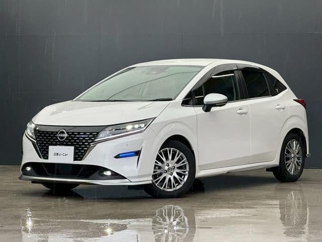 NISSAN