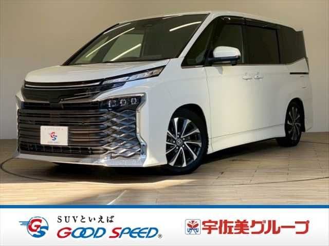 TOYOTA VOXY HYBRID