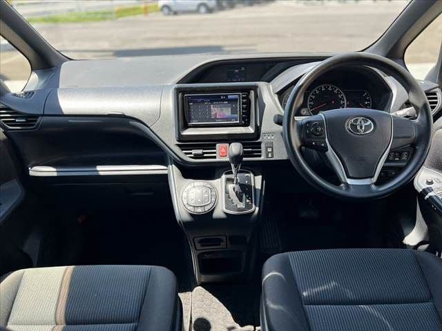 Car thumbnail 2
