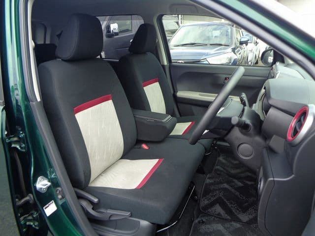 Car thumbnail 4