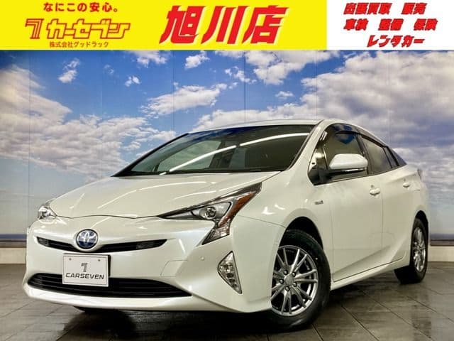 TOYOTA PRIUS 4WD