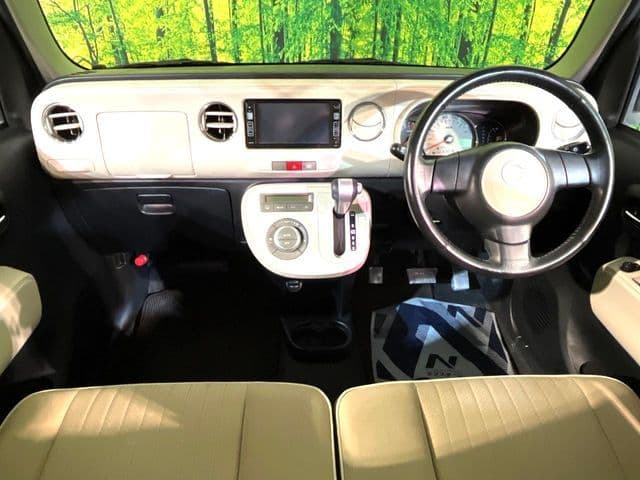 Car thumbnail 2