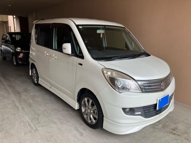 Car image 1