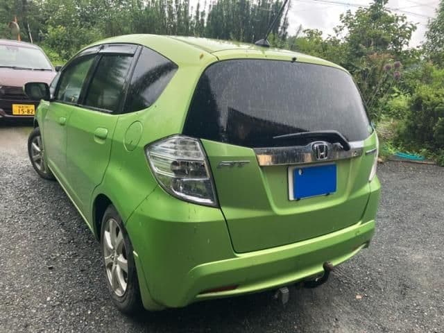 Car thumbnail 3