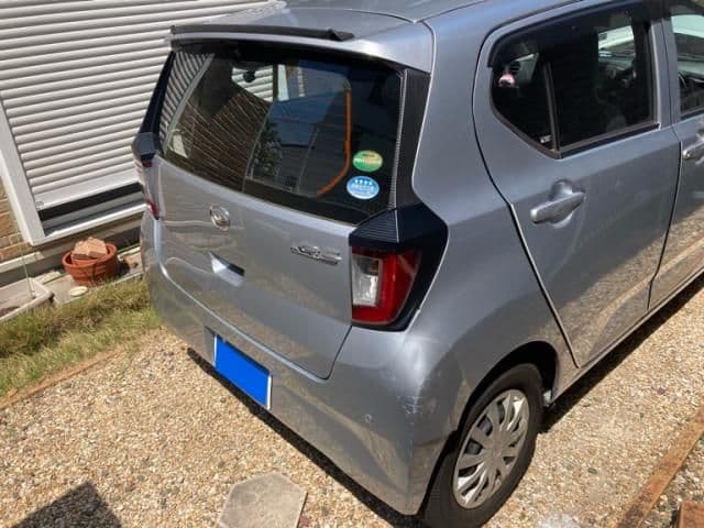 Car thumbnail 4
