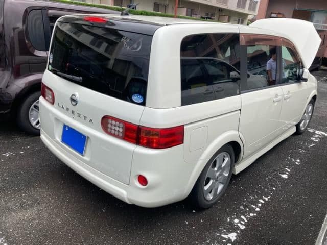 Car thumbnail 3