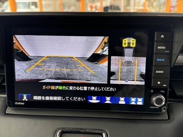 Car thumbnail 4