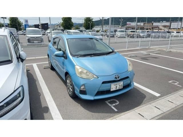 Car image 1