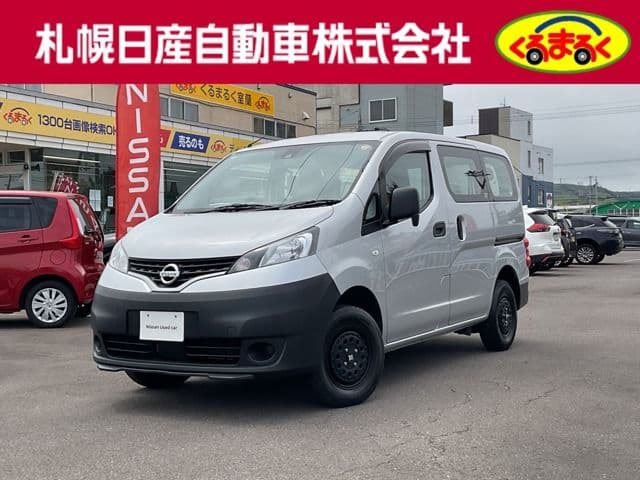 NISSAN NV200 VANETTE van 4WD