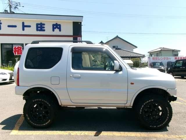 Car thumbnail 4