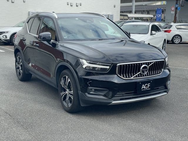VOLVO VOLVO XC40