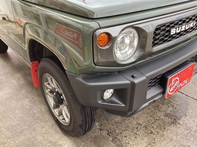 Car thumbnail 4