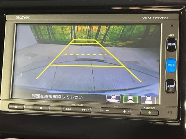 Car thumbnail 4