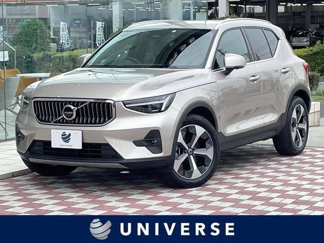 VOLVO VOLVO XC40