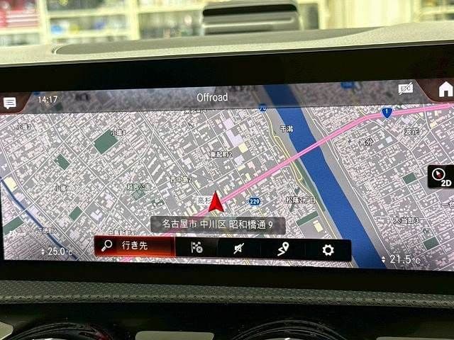 Car thumbnail 3
