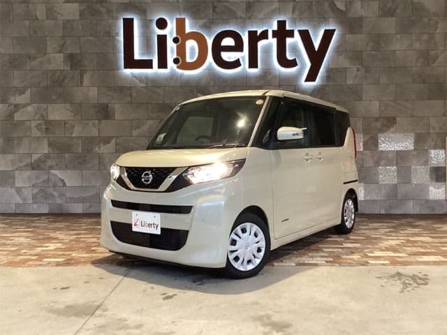 NISSAN