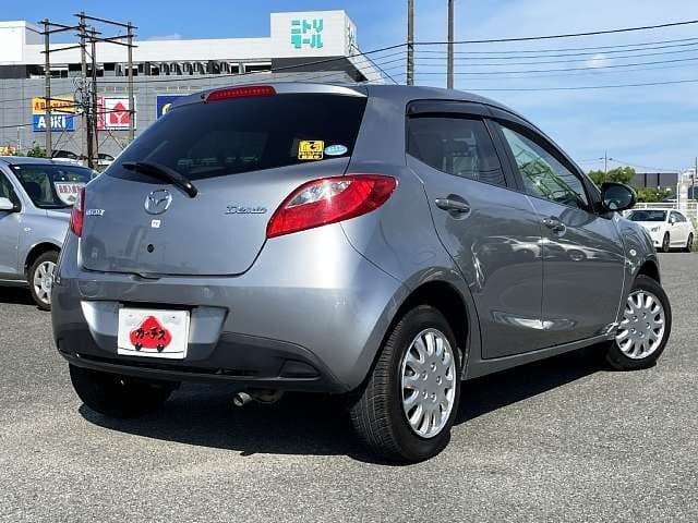 Car thumbnail 3