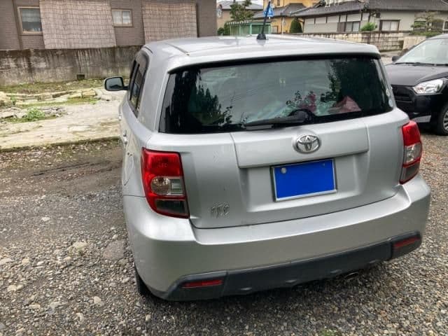 Car thumbnail 4