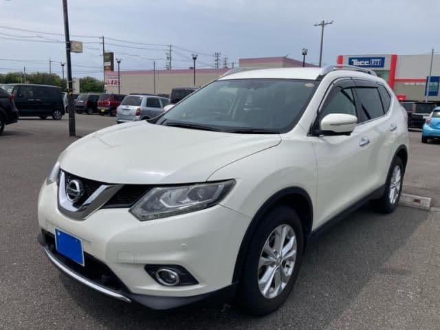 NISSAN