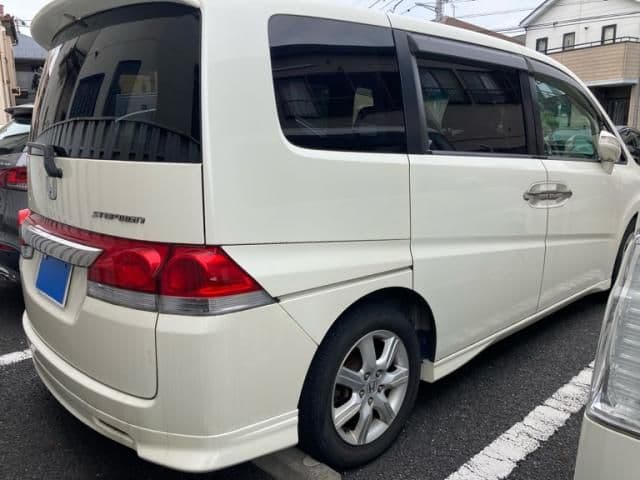 Car thumbnail 4