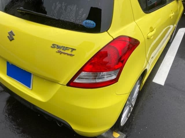 Car thumbnail 4