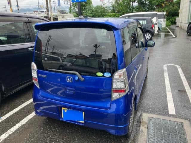 Car thumbnail 4