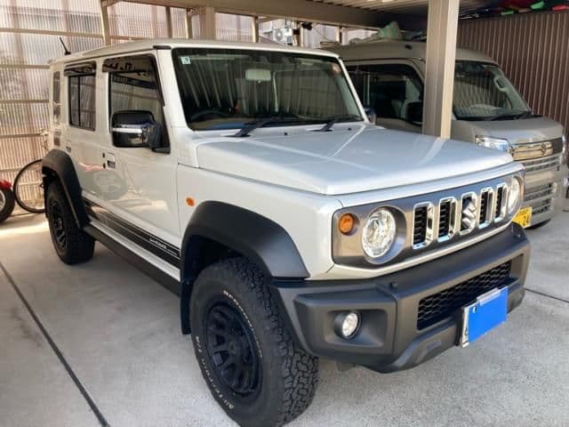 Car image 1