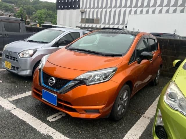 Car image 1