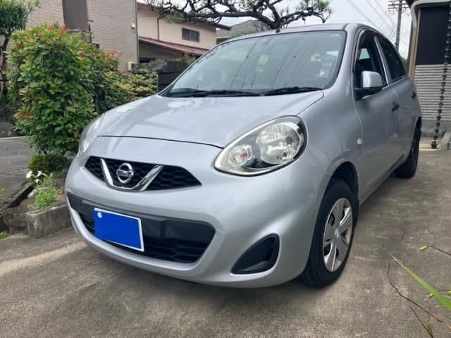 NISSAN