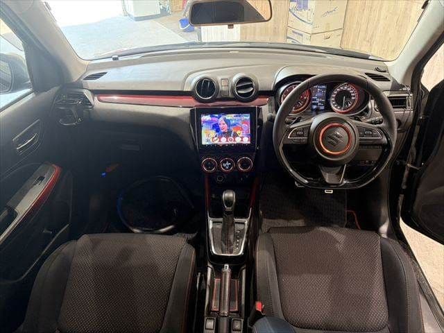 Car thumbnail 3