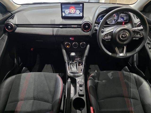 Car thumbnail 3