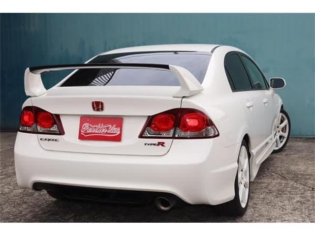 Car thumbnail 3
