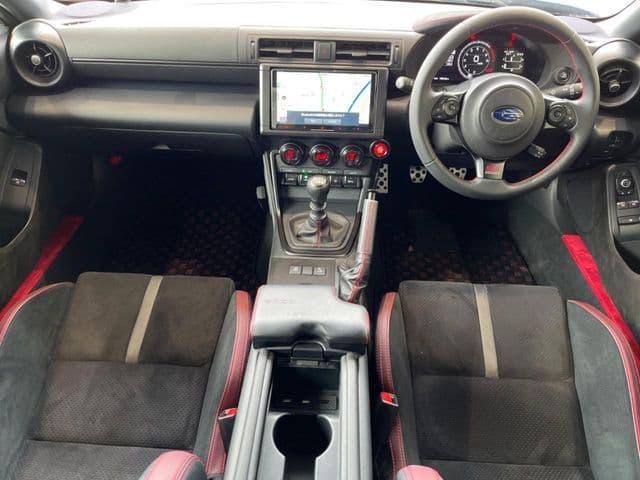 Car thumbnail 2