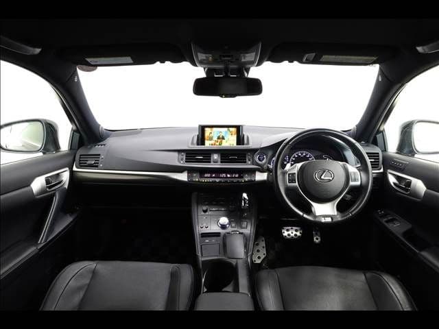 Car thumbnail 3