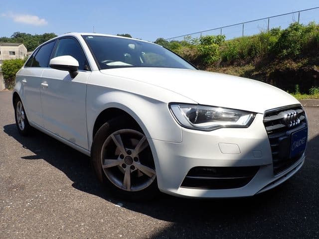 AUDI