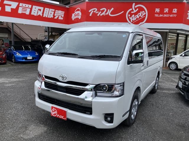 TOYOTA HIACE wagon 4WD