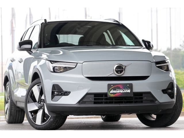 VOLVO VOLVO XC40