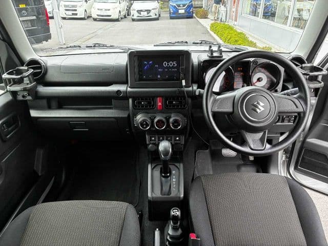 Car thumbnail 2