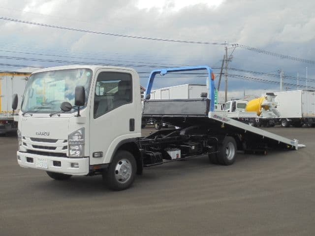 ISUZU