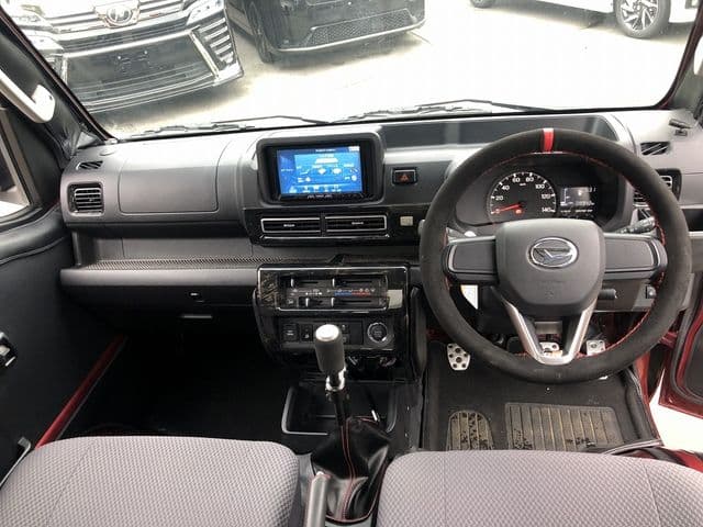 Car thumbnail 3