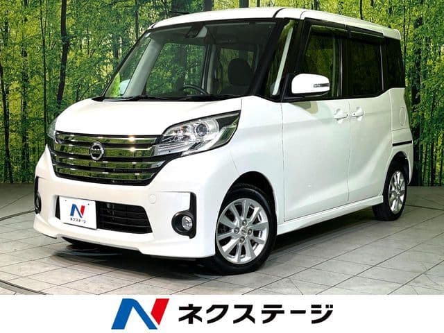 NISSAN