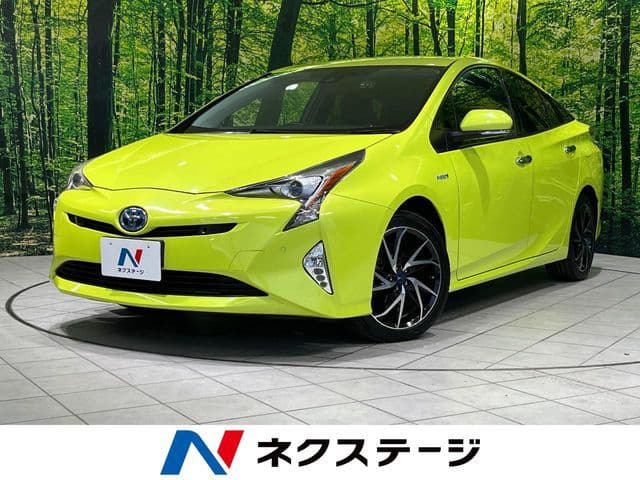 TOYOTA PRIUS 4WD